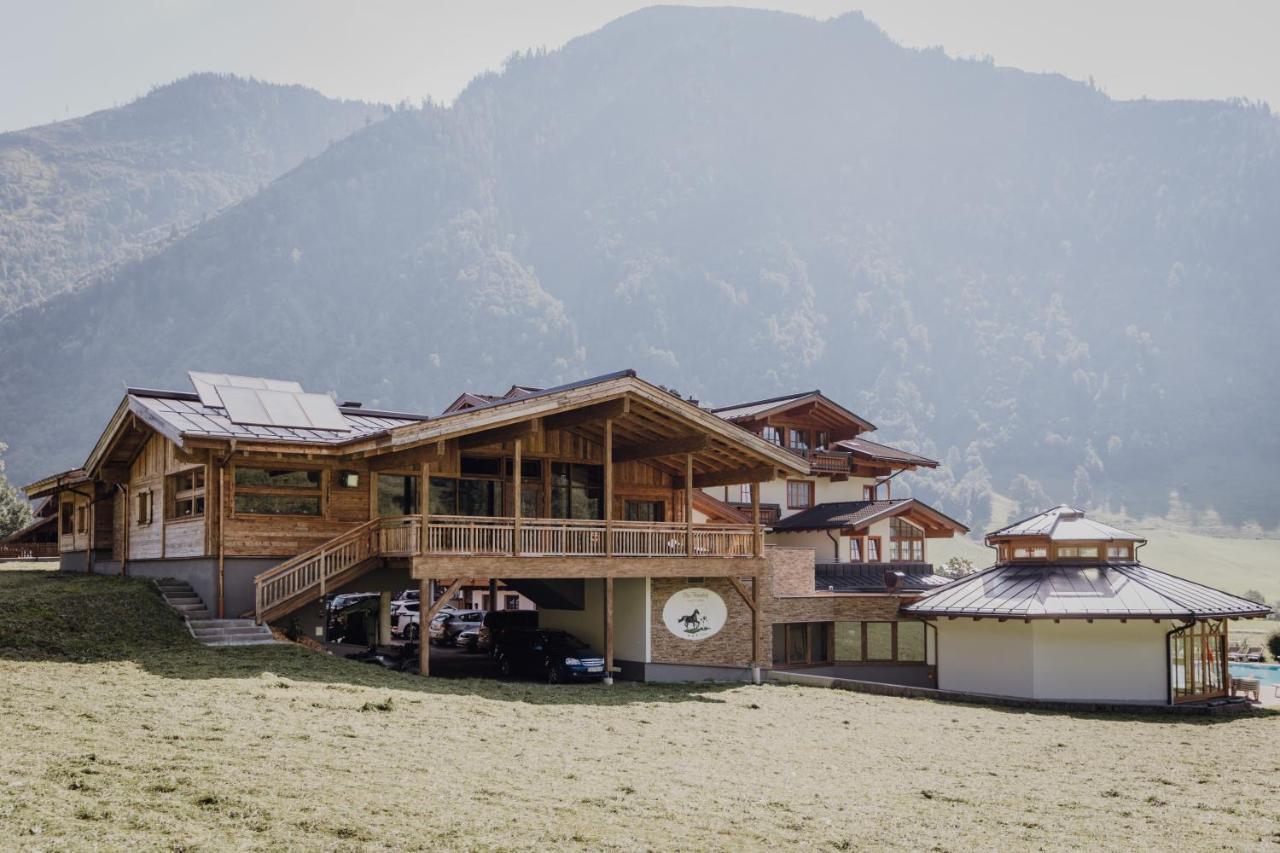 Hotel Feriendorf Ponyhof Fusch an der Grossglocknerstrasse Exterior foto